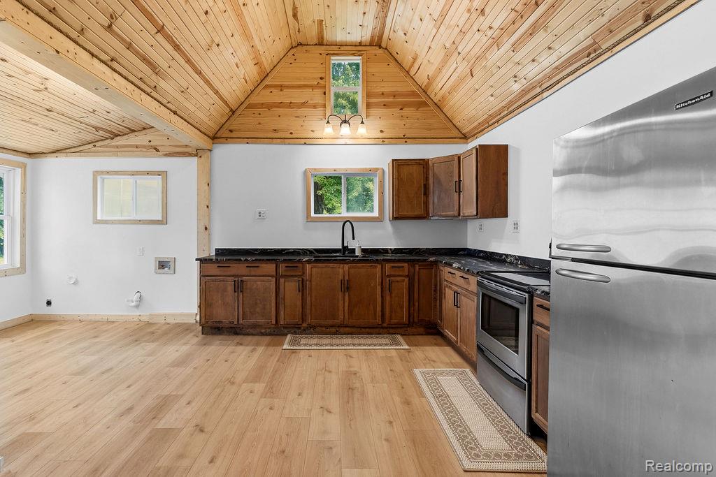 6256 Turner Road, Flushing, MI 48433 — Photo 11