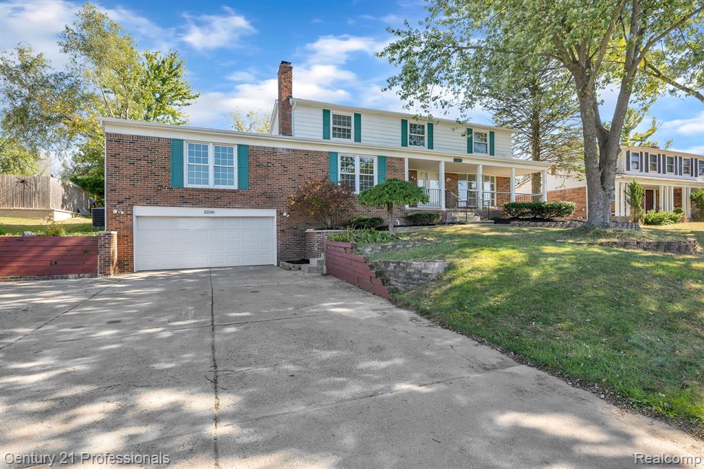 52536 BELLE VERNON, Shelby Twp, MI 48316 — Photo 2