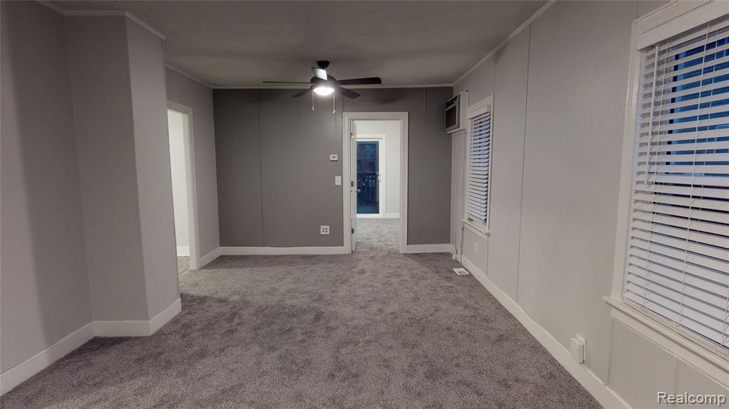 4015 Oak Knoll Road, Waterford, MI 48328 — Photo 8