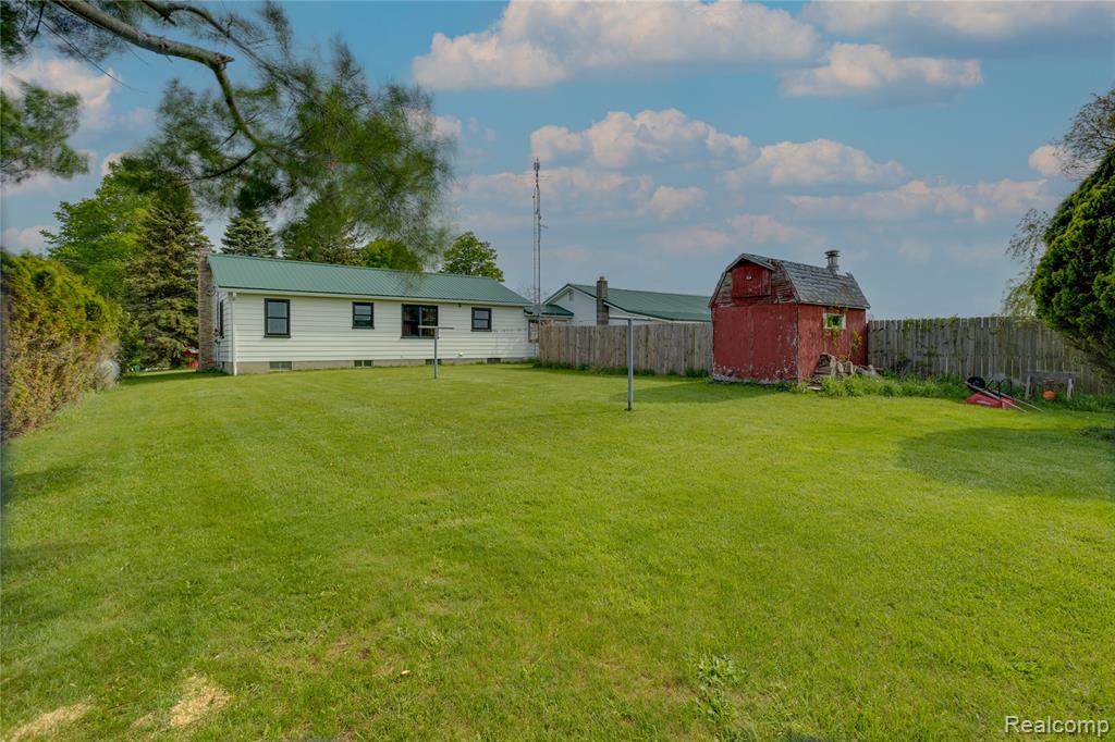 6373 Norman Road, Grant, MI 48032 — Photo 19