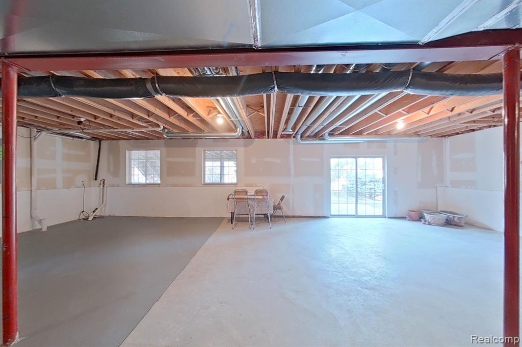 50610 HAWTHORNE Court, Northville, MI 48168 — Photo 43
