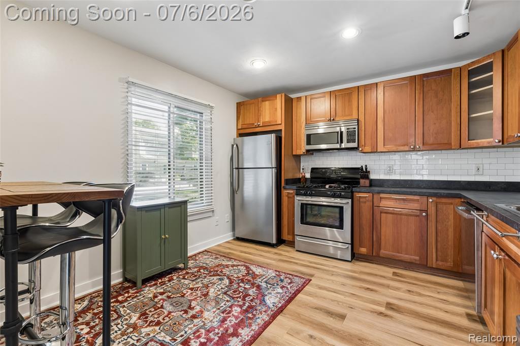 9597 Harbour Cove Court, 105, Ypsilanti, MI 48197 — Photo 10