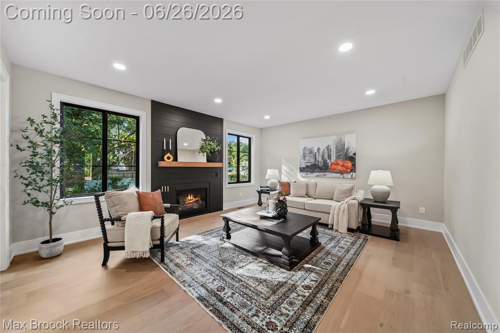 34575 Jefferson Avenue, Harrison Township, MI — Photo 4