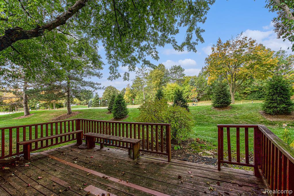 1090 Greenhills Drive, Ann Arbor, MI 48105 — Photo 26