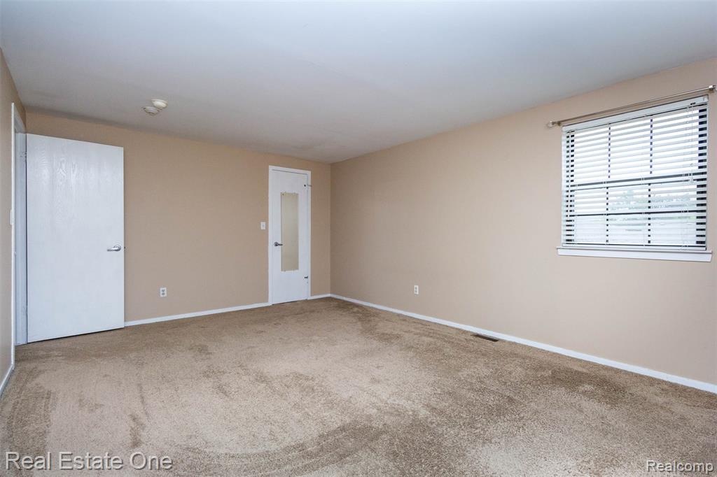 1891 Vine Way Drive, 33, Canton, MI 48188 — Photo 23