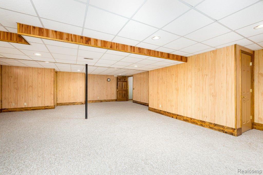 50988 W HILLS Drive, Plymouth, MI 48170 — Photo 37