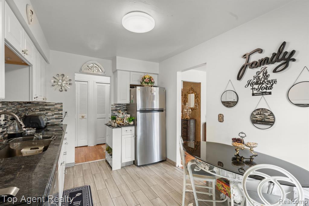 27557 W Echo Valley, 153, Farmington Hills, MI 48334 — Photo 13