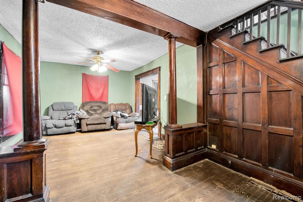 507 GRISWOLD Street, Jackson, MI 49203 — Photo 8