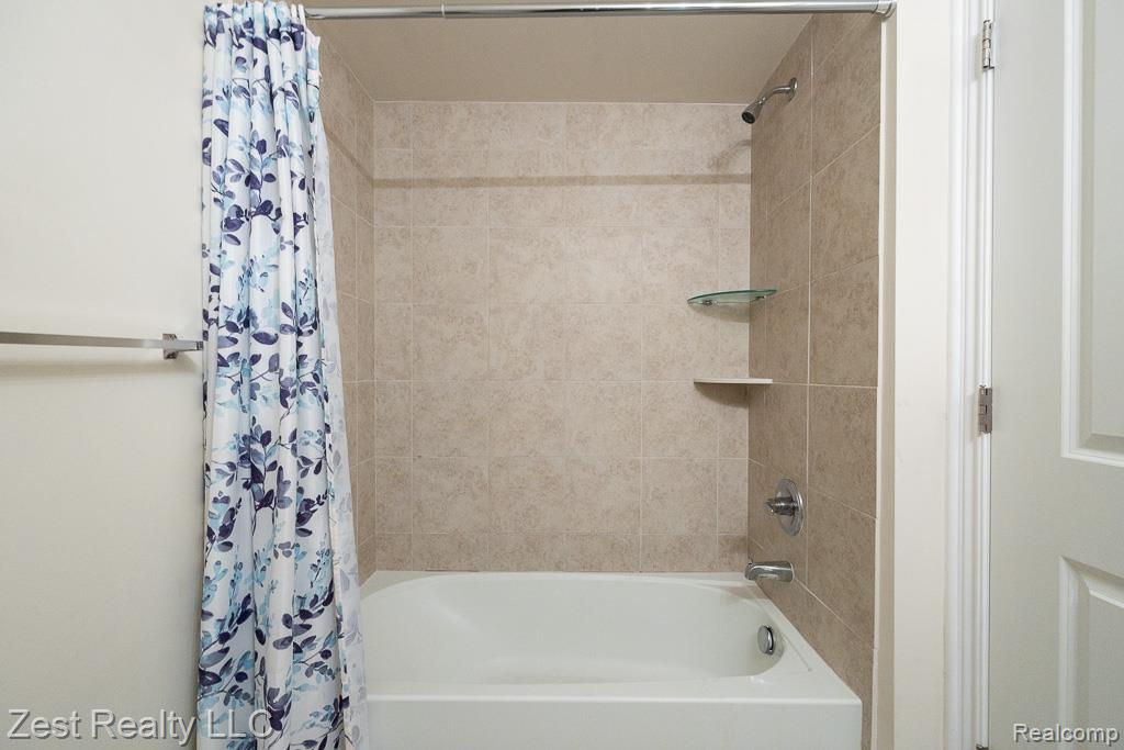 45814 Aragon Lane, Canton, MI 48187 — Photo 19