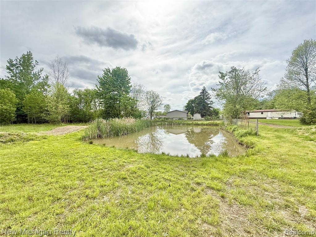 5288 Torrey Road, Mundy, MI 48507 — Photo 40