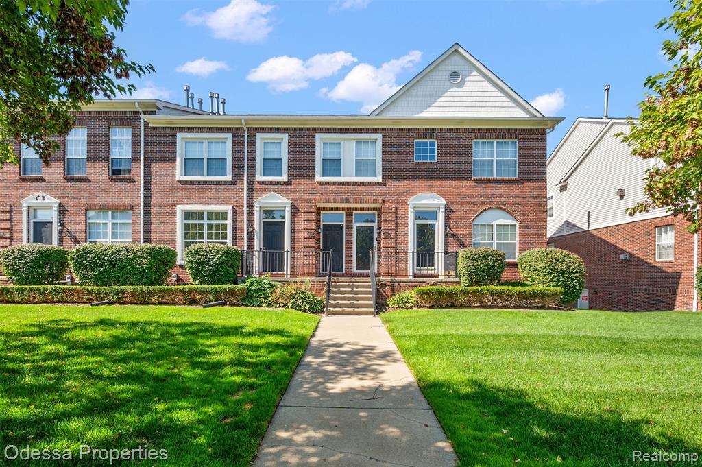 116 W SE Main Street, Caledonia, MI, 49316