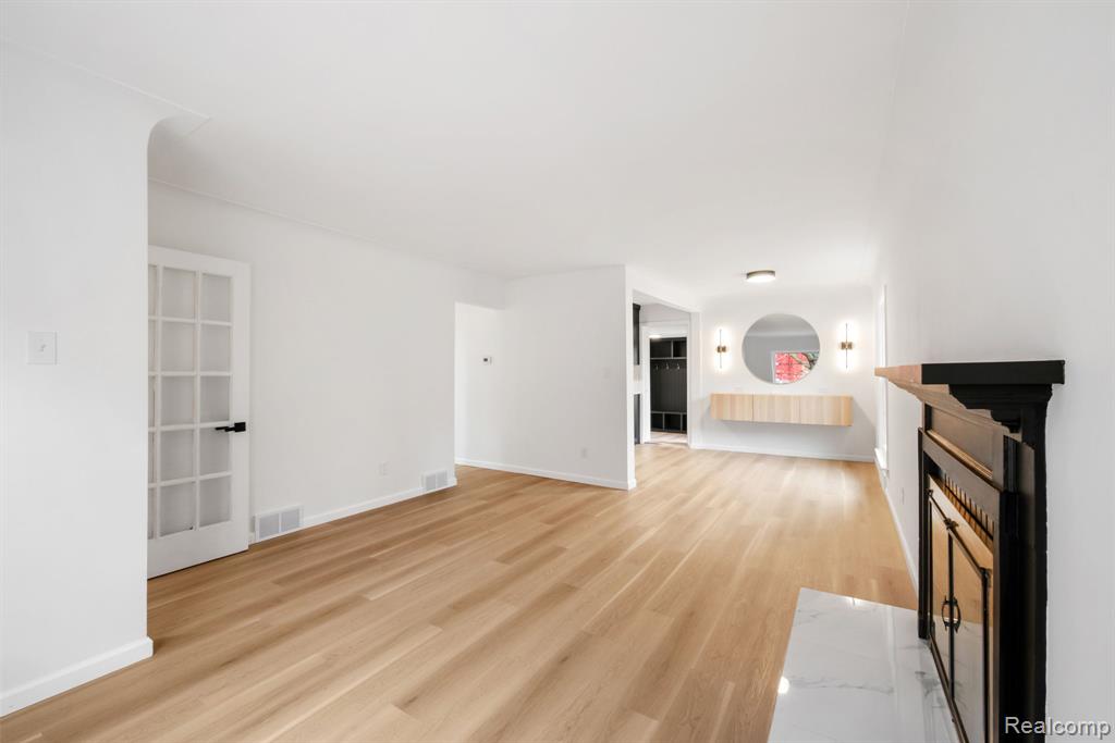 602 Lawson Street, Royal Oak, MI 48067 — Photo 11