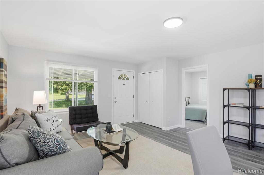 22401 Monterey Drive, Woodhaven, MI 48183 — Photo 9