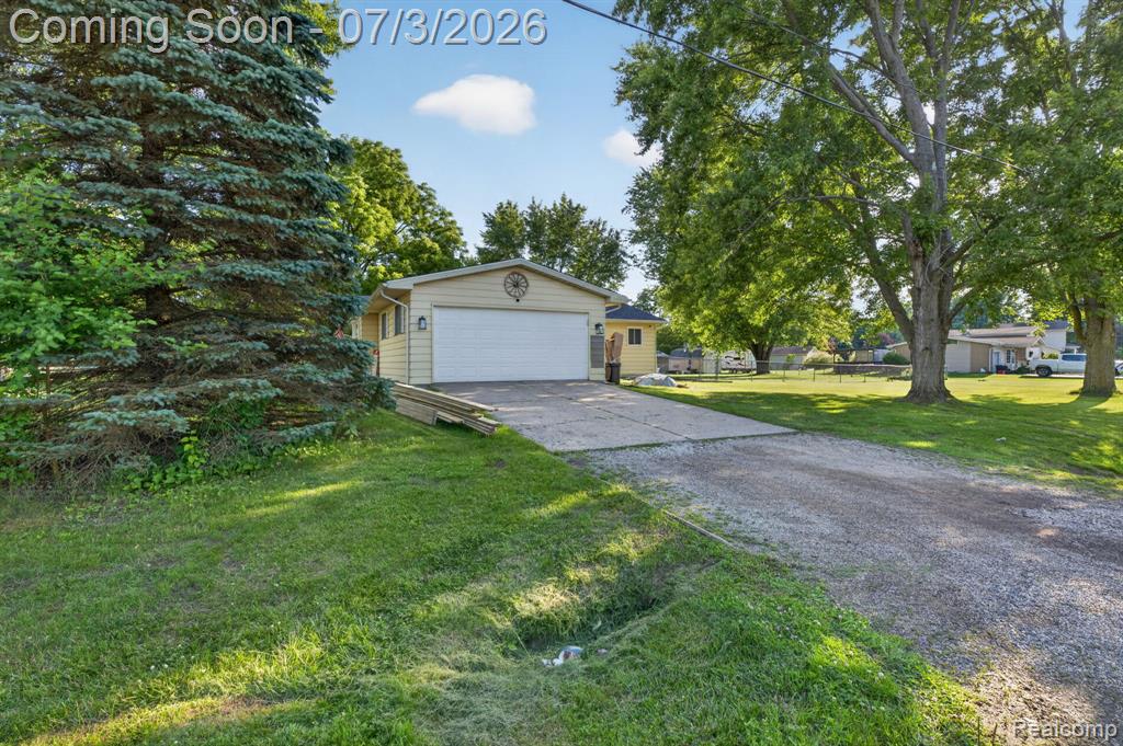 5355 N Seymour Road, Flushing, MI 48433 — Photo 36
