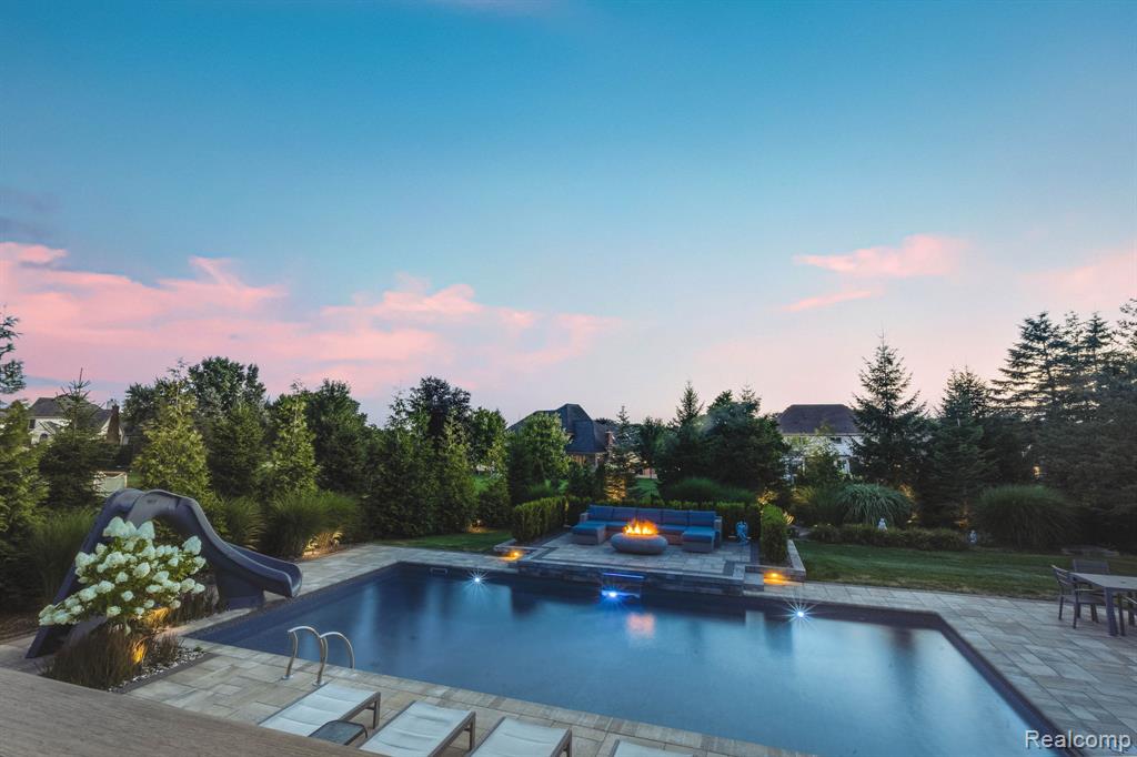 4176 Oak Tree Circle, Rochester, MI 48306 — Photo 3