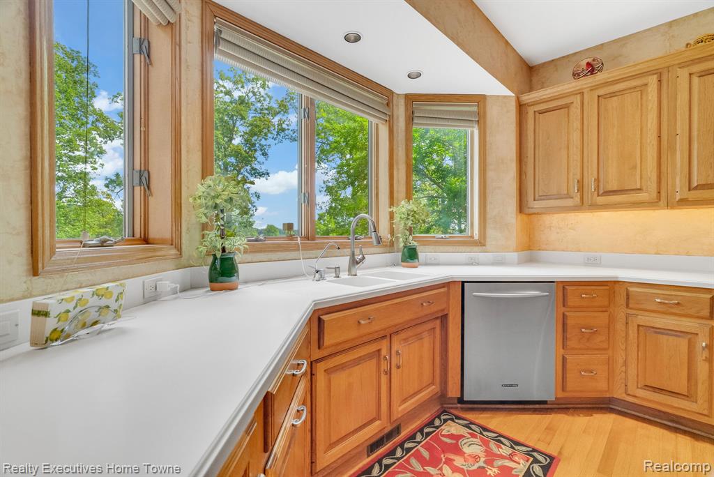 2620 Strawberry Lane, Port Huron, MI 48060 — Photo 17