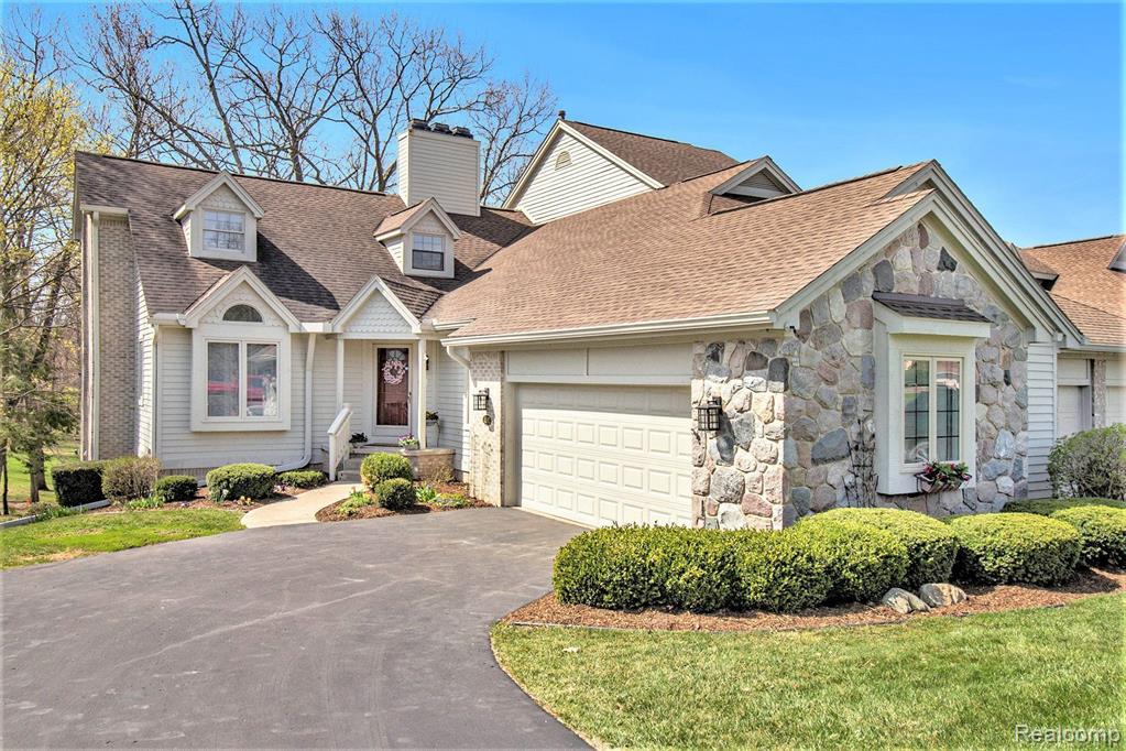 4592 GLEN EAGLES Drive, Brighton, MI 48116 — Photo 39