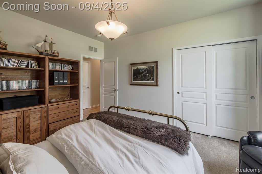 6264 Muirfield Drive, Grand Blanc, MI 48439 — Photo 34