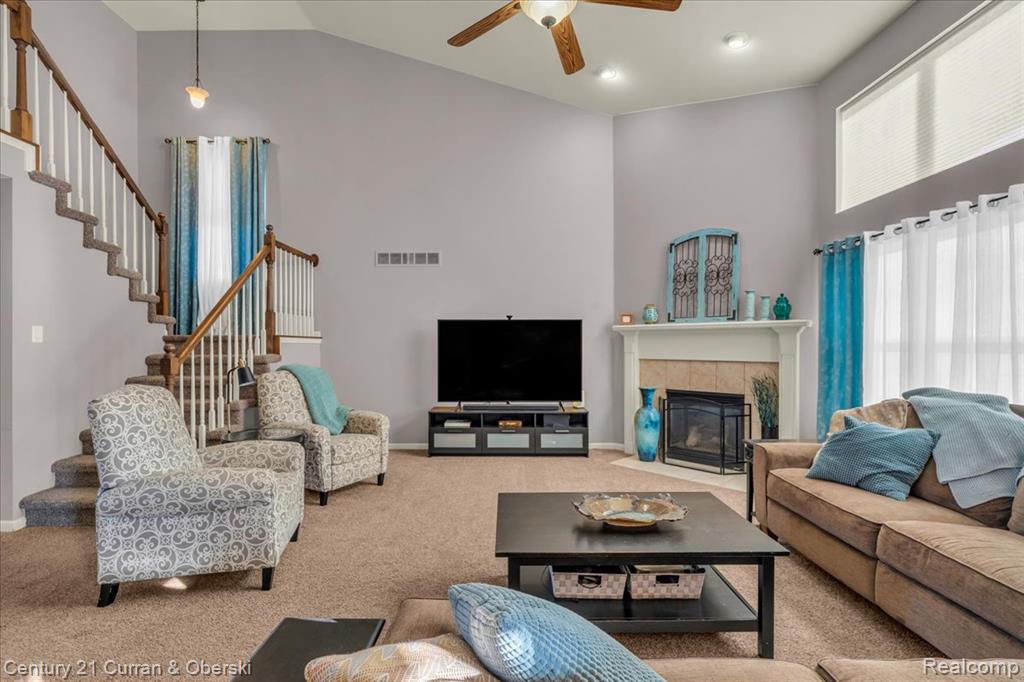 33997 Brownswood Blvd, Rockwood, MI — Photo 6