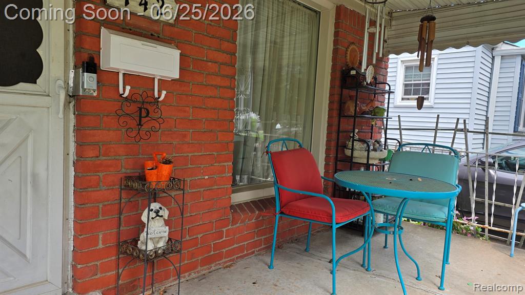 742 Mayflower Avenue, Lincoln Park, MI 48146 — Photo 2
