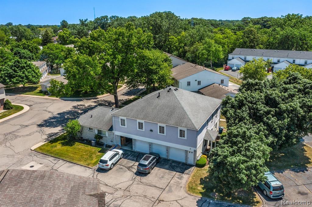38347 CAROLON Boulevard, Westland, MI — Photo 2