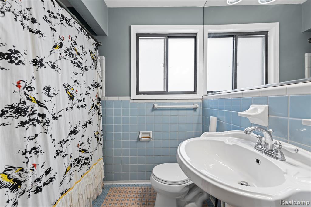 25777 Woodward Avenue, 204, Royal Oak, MI 48067 — Photo 11
