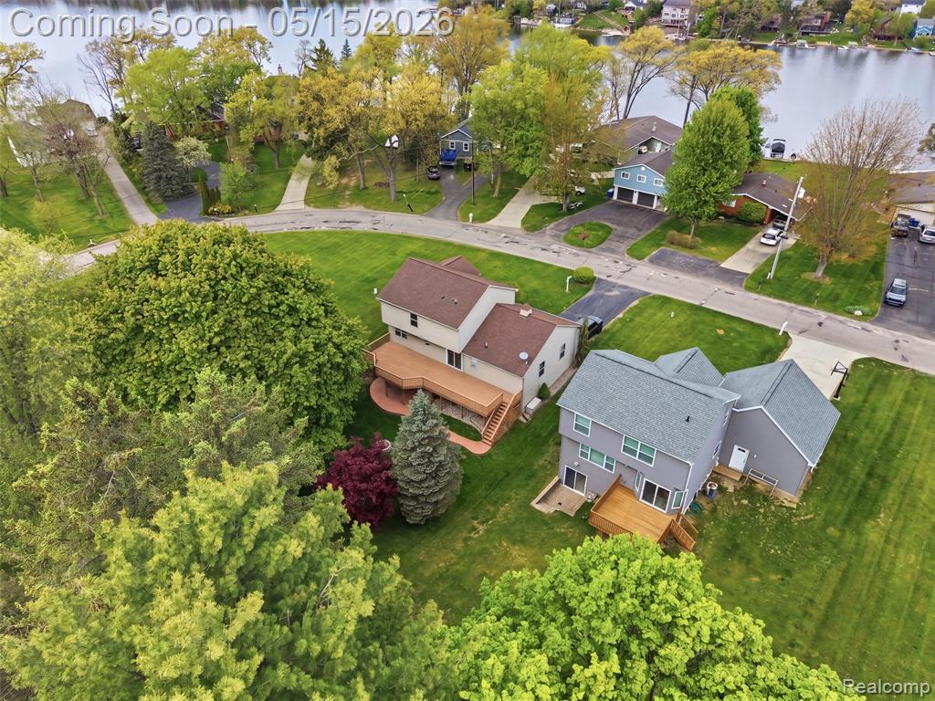 4241 Island Park Drive, Waterford, MI 48329 — Photo 42