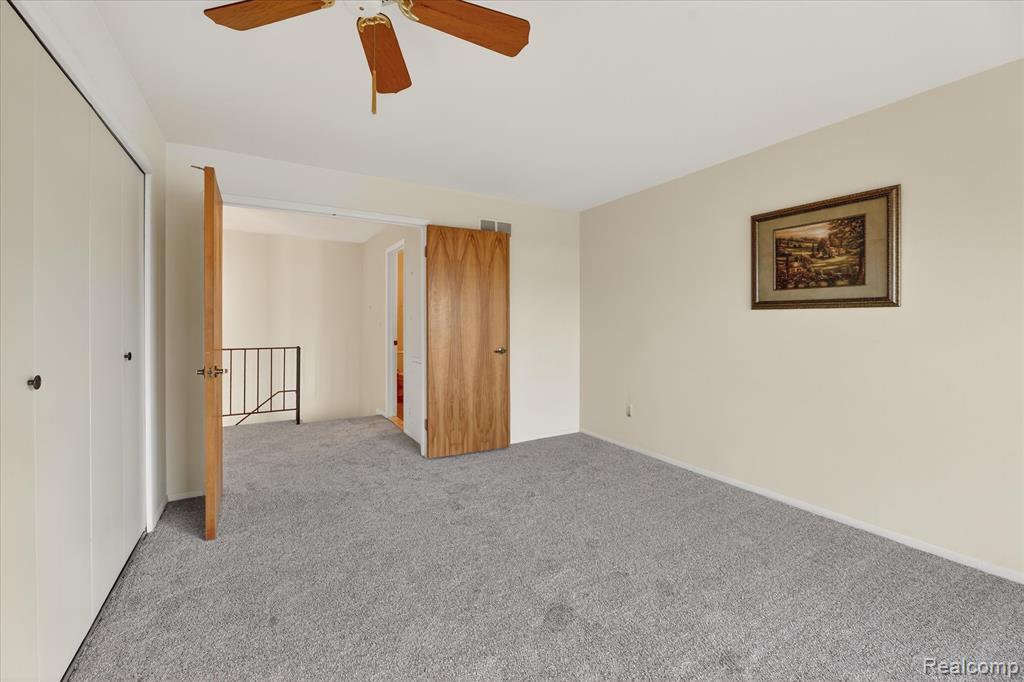 18268 University Park Drive, Livonia, MI, 48152