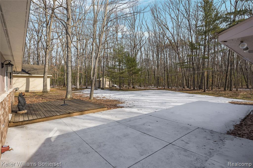 208 Hitchcock Avenue, Roscommon, MI 48653 — Photo 34