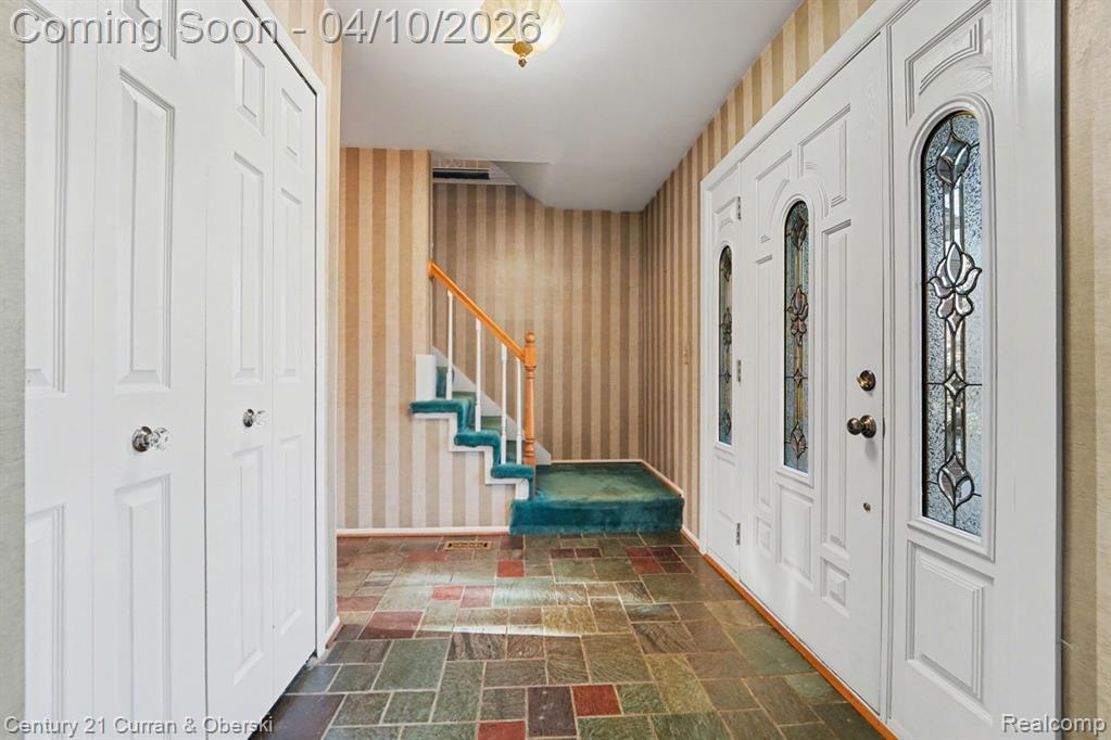 3836 Meadowbrook Drive, Troy, MI 48084 — Photo 4