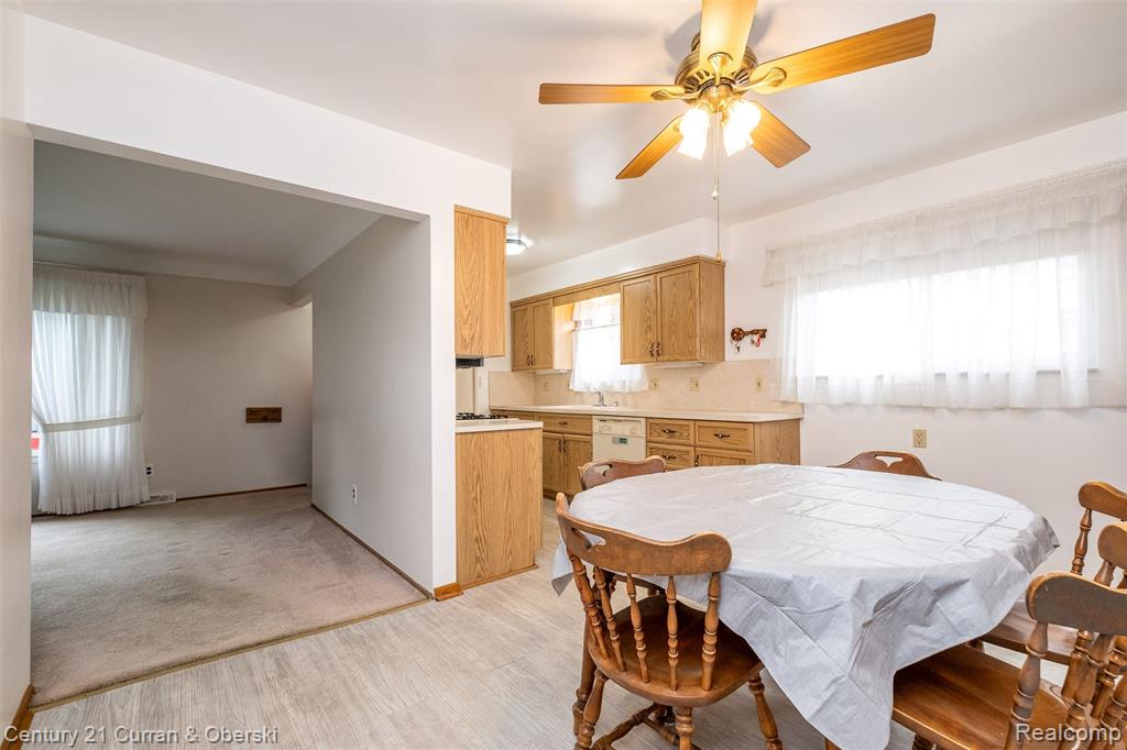 6216 Kinmore Street, Dearborn Heights, MI 48127 — Photo 13