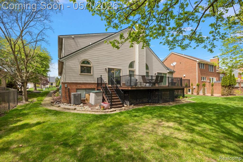 43316 Ashbury Drive, Novi, MI — Photo 49
