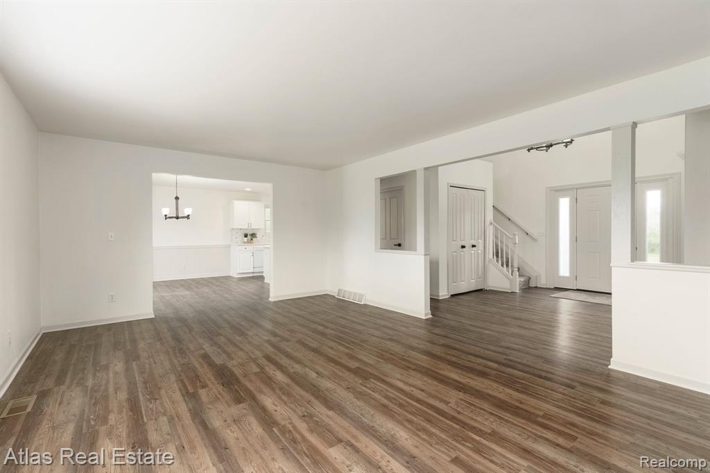 7371 BURPEE Road, Grand Blanc, MI 48439 — Photo 21