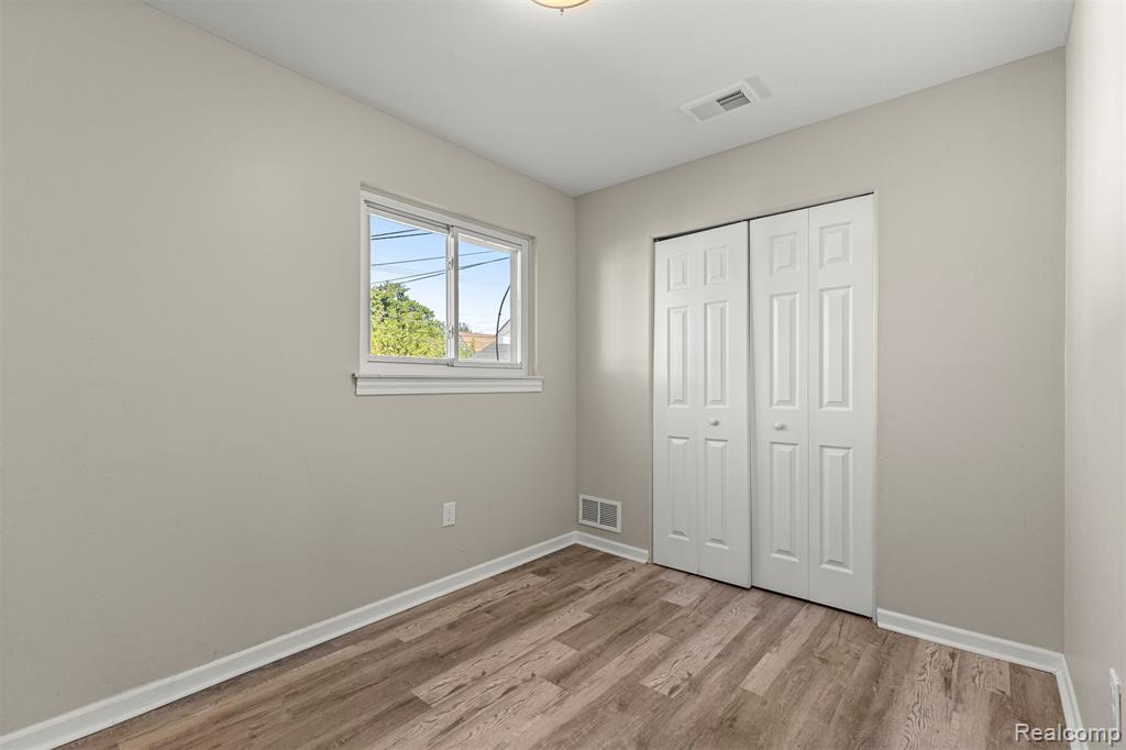 4638 Gertrude Street, Dearborn Heights, MI 48125 — Photo 25