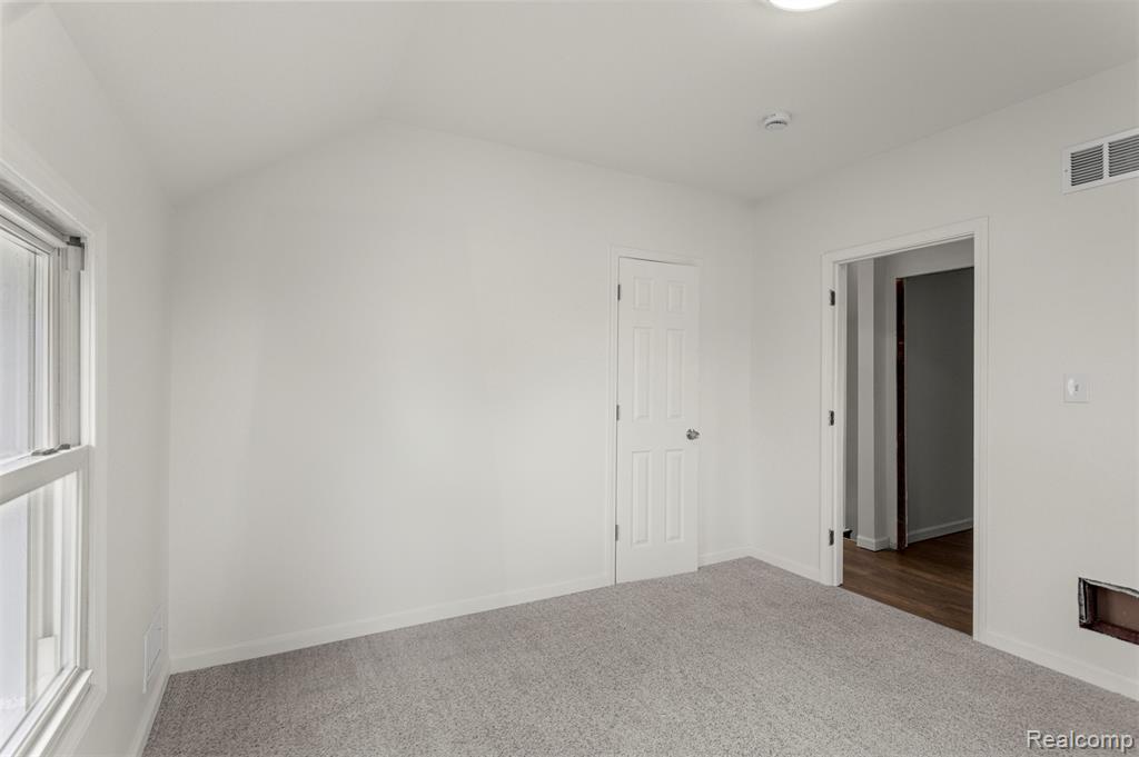 8863 Lane Street, Dearborn, MI 48209 — Photo 17