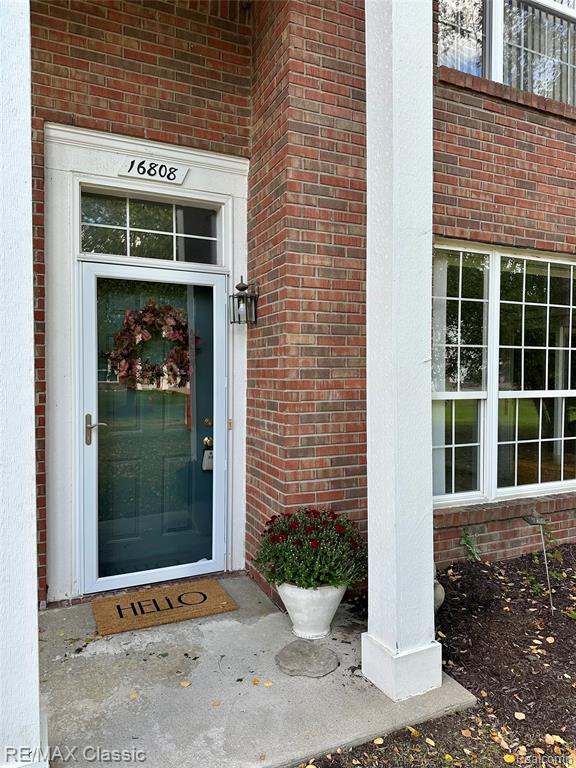 16808 Dover Drive, Northville, MI 48168 — Photo 2
