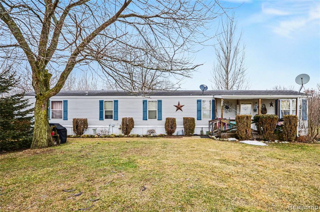 6435 Mayville Road, Clifford, MI 48727 — front exterior