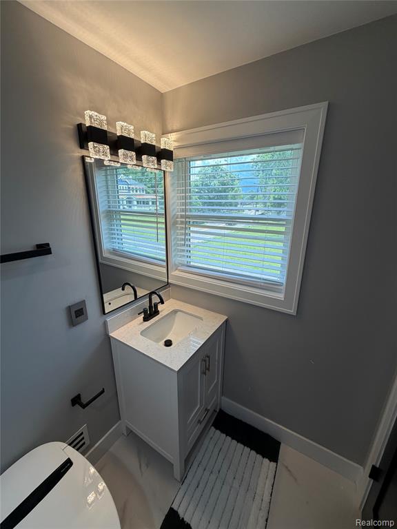 561 E Walled Lake Drive, Walled Lake, MI 48390 — Photo 11