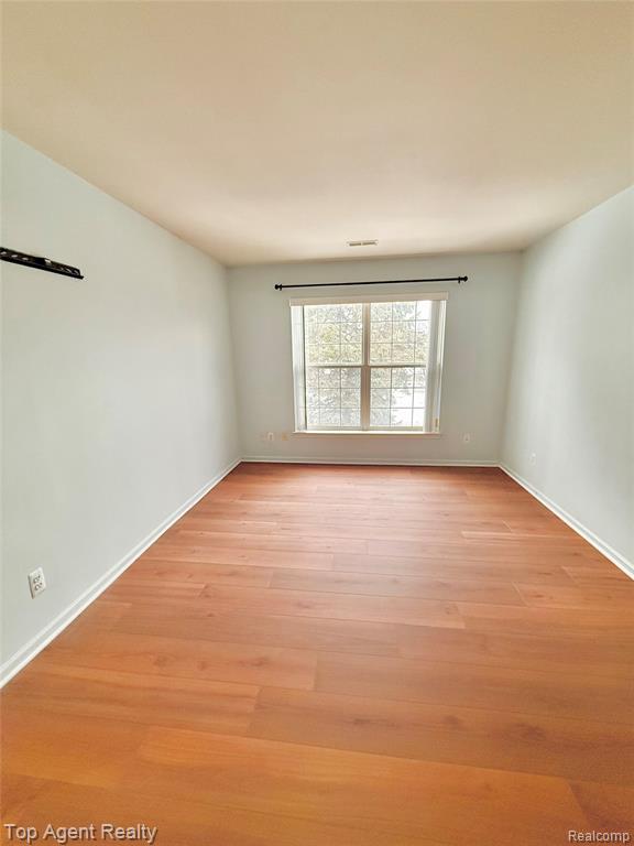 44975 Marigold Drive, Sterling Heights, MI 48314 — Photo 11