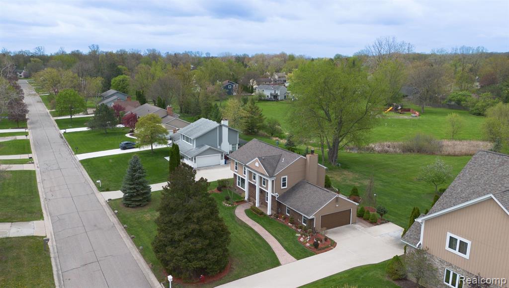 5628 WARRENSHIRE Drive, West Bloomfield, MI — Photo 13
