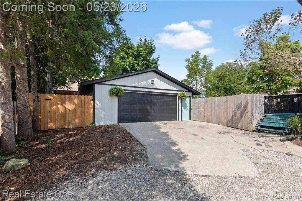 128 S SLATER Street, Lake Orion, MI 48362 — Photo 8