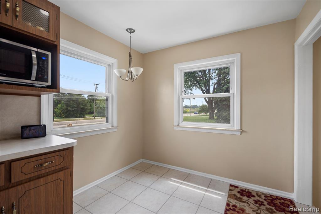 48425 Romeo Plank Road, Macomb, MI 48044 — Photo 10