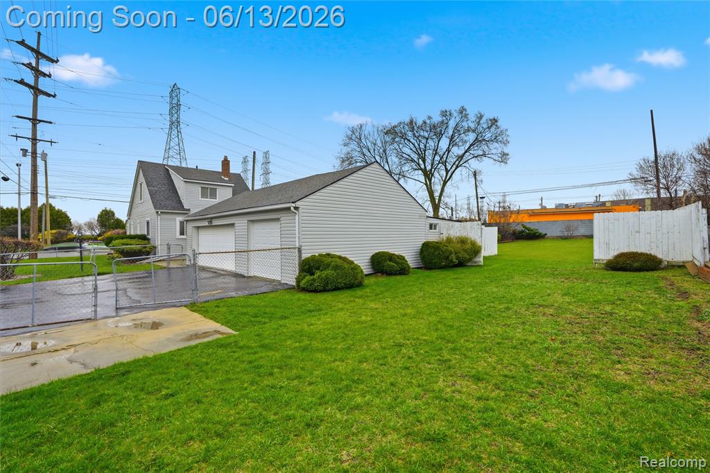 640 Martin Luther King Jr Boulevard S, Pontiac, MI 48341 — Photo 36