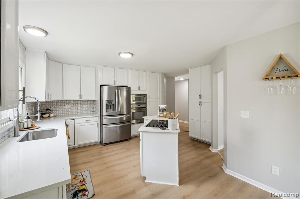 45516 VIOLET Lane, Novi, MI — Photo 15