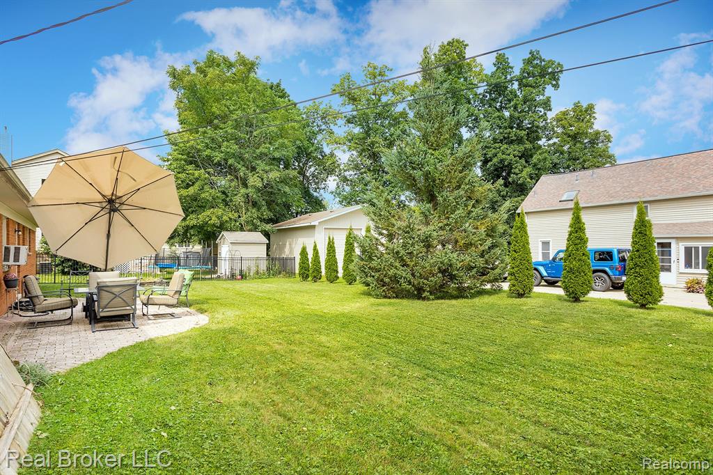 495 GLENN Court, Lake Orion, MI 48362 — Photo 20
