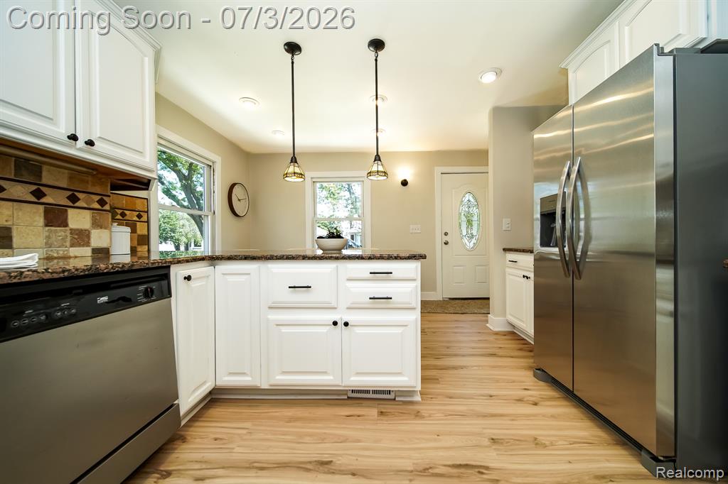 8076 Winona Avenue, Allen Park, MI 48101 — Photo 18
