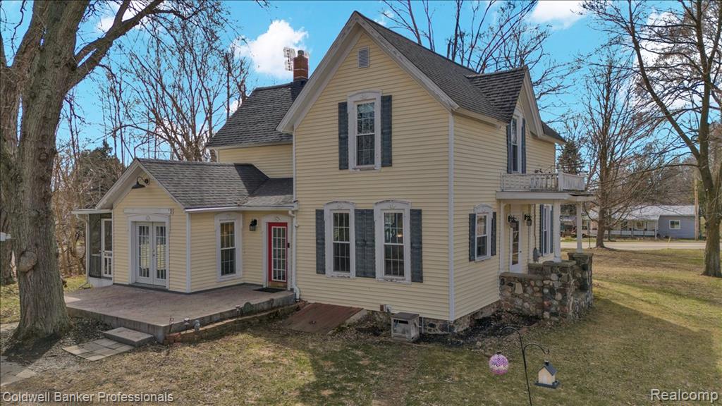 205 S Lake Pleasant Road, Attica, MI 48412 — Photo 2