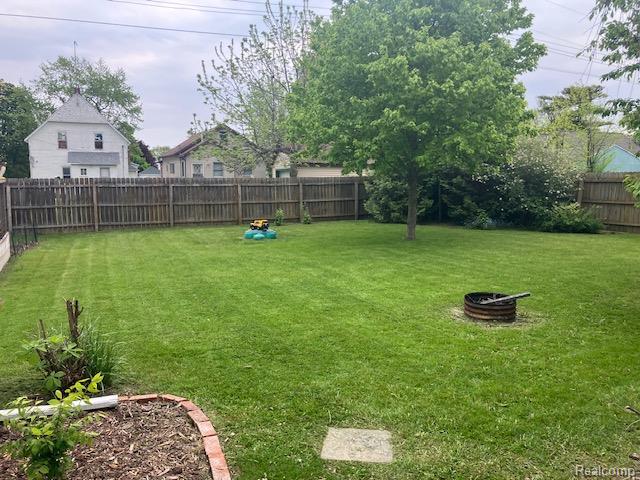 161 Fourth, Harbor Beach, MI 48441 — Photo 5