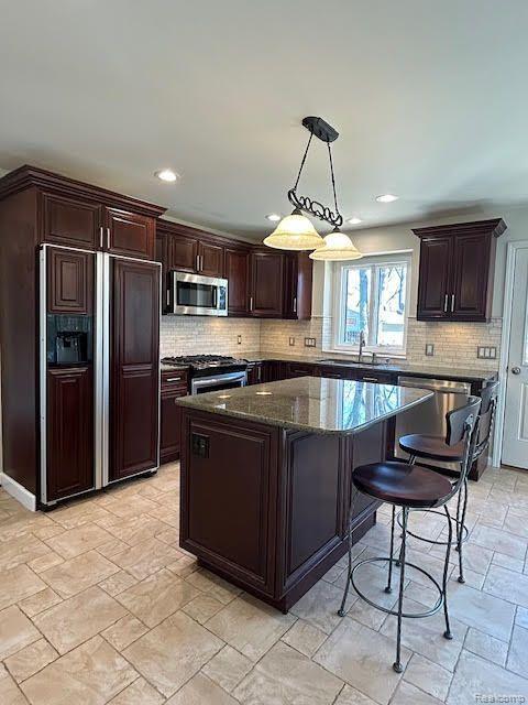 599 WILLARD Avenue, Rochester Hills, MI 48307 — Photo 18