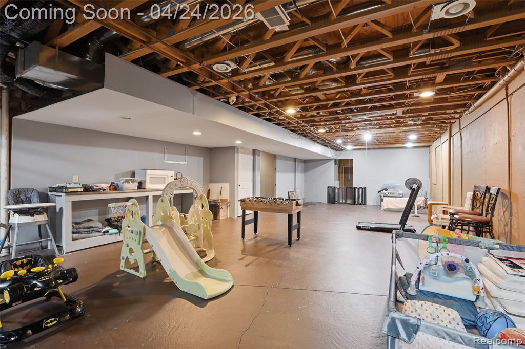 54638 Beacon Cove Circle, New Baltimore, MI 48047 — Photo 37